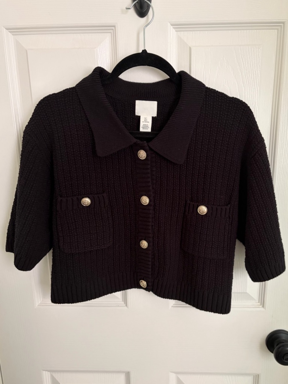 Black Knit Button-Up Cropped Cardigan